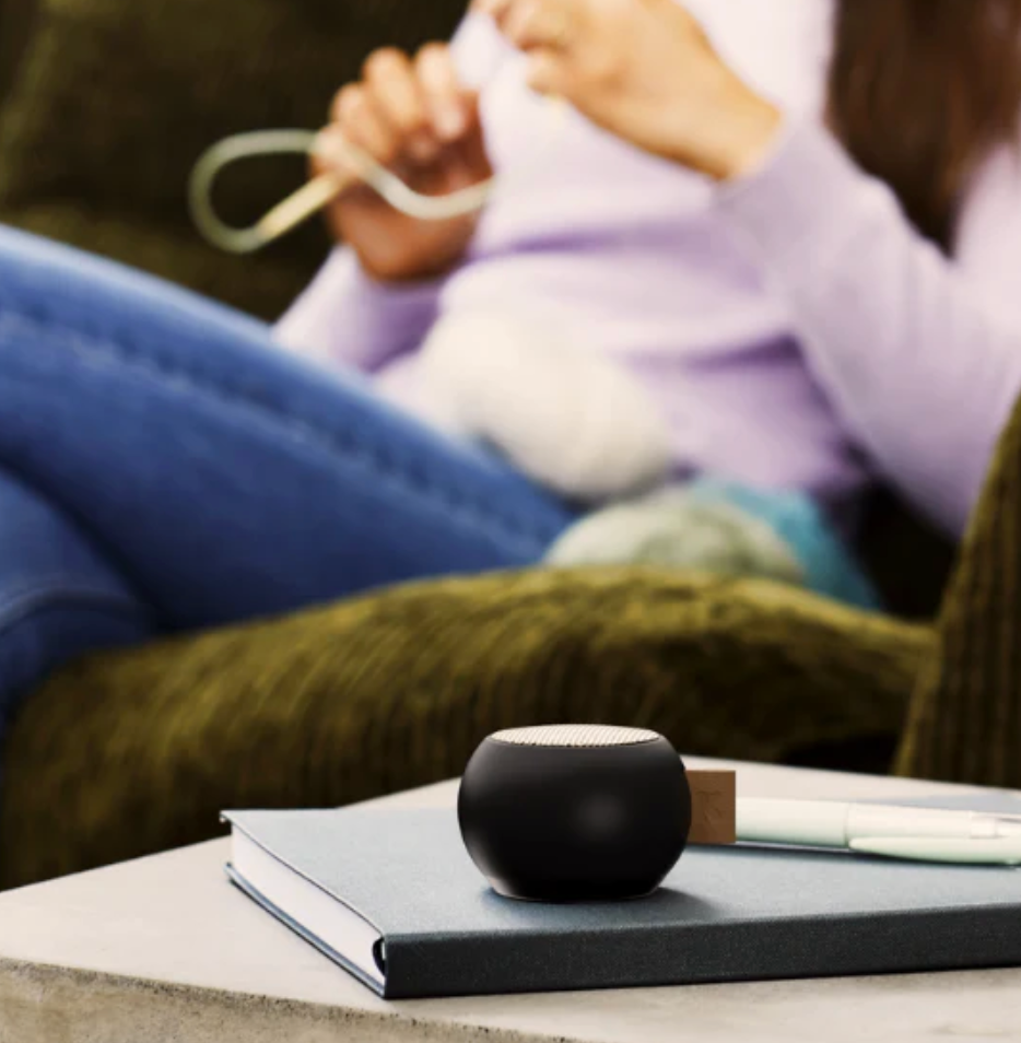 aGO Mini Bluetooth Speaker - Black