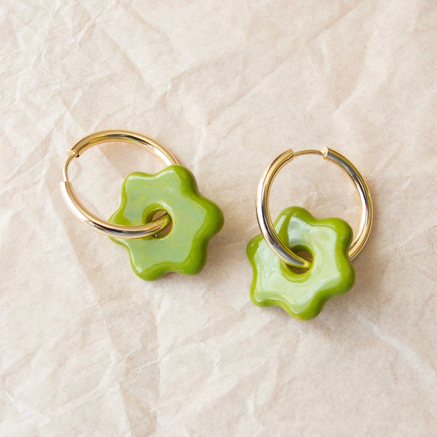 Ceramic Daisy Hoops - Olive Green