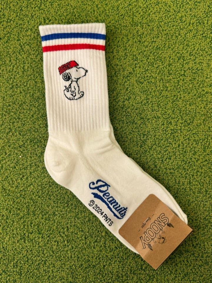 Peanuts Variety Snoopy Crew Socks