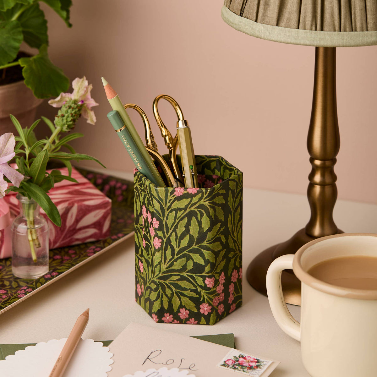 Pen Pot - Green Flora