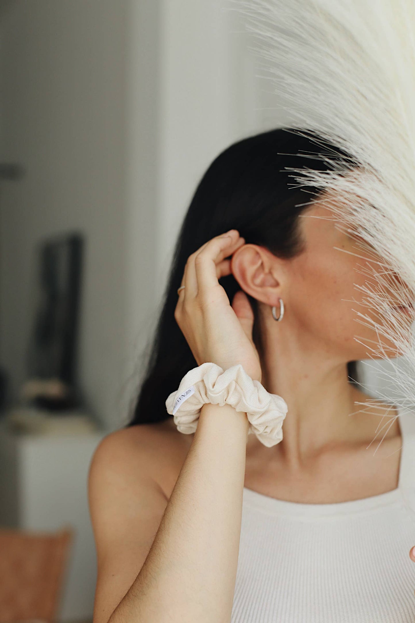Cream Linen Scrunchie - Classic