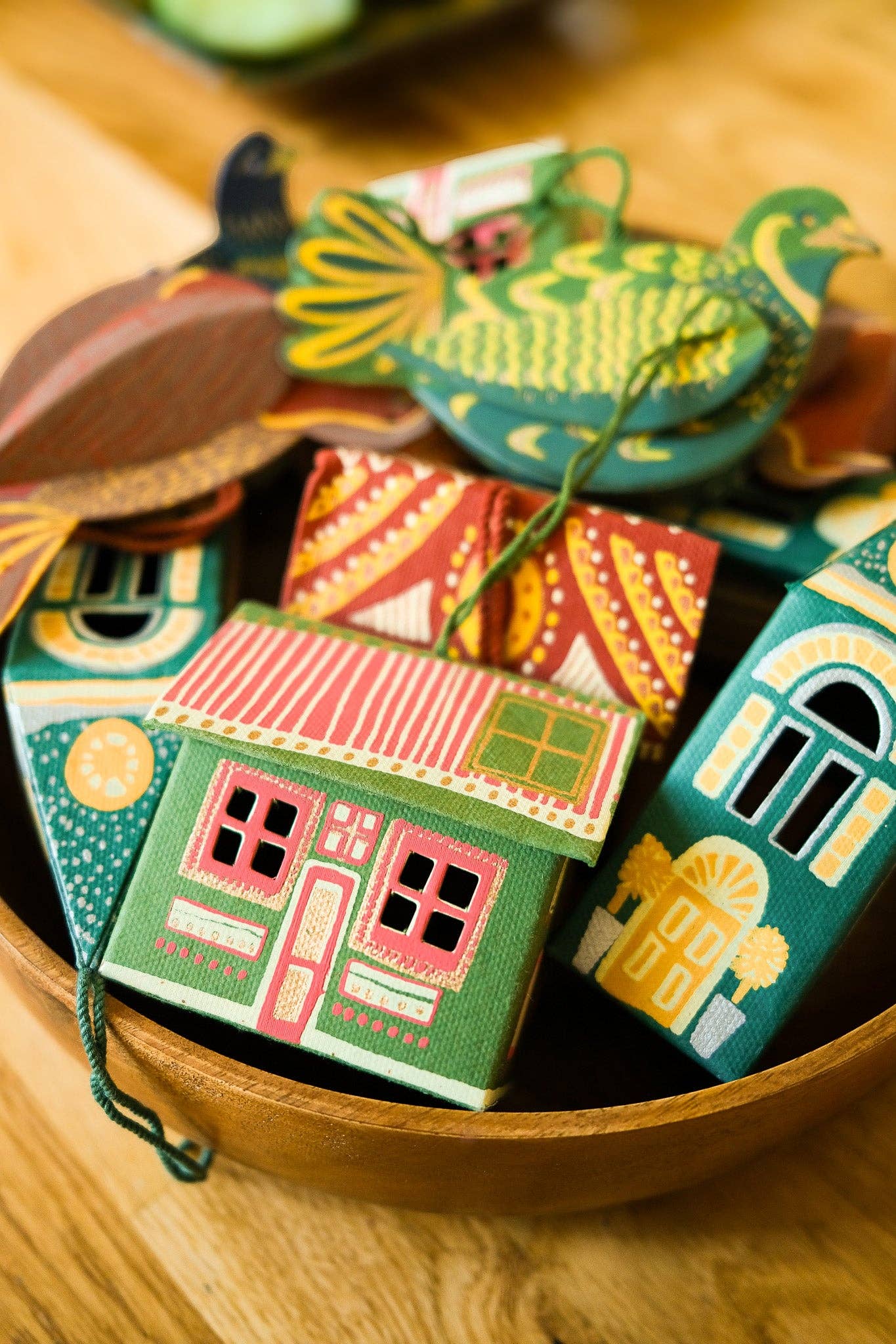 Scottish House Screen-Printed Board Decoration